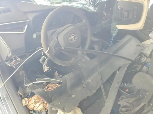 5YFB4MDE1RP168100 2024 TOYOTA COROLLA - Image 8