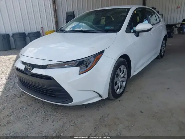 5YFB4MDE1RP171546 2024 TOYOTA COROLLA - Image 2