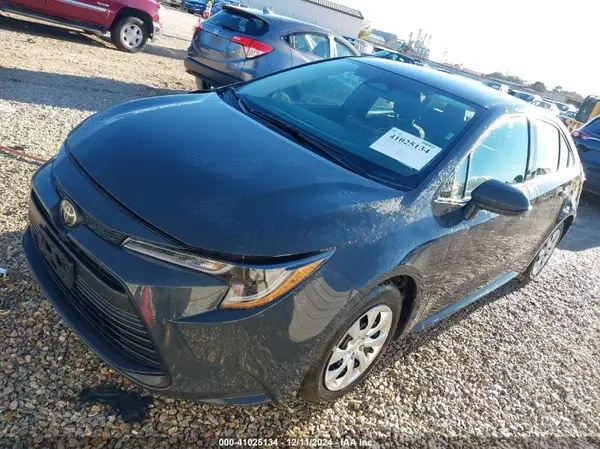 5YFB4MDE1RP172194 2024 TOYOTA COROLLA - Image 2