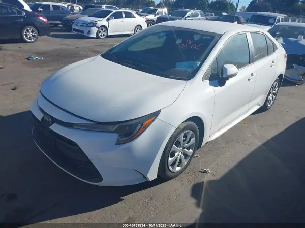 5YFB4MDE1RP178366 2024 TOYOTA COROLLA - Image 2