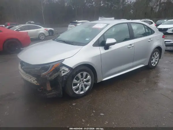 5YFB4MDE1RP180585 2024 TOYOTA COROLLA - Image 2
