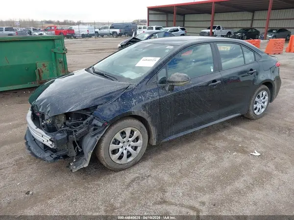 5YFB4MDE1RP186502 2024 TOYOTA COROLLA - Image 2