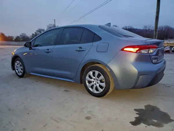 5YFB4MDE1RP186757 2024 TOYOTA COROLLA - Image 2