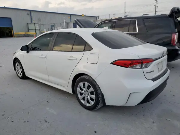 5YFB4MDE1RP196141 2024 TOYOTA COROLLA - Image 2