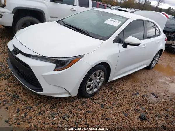 5YFB4MDE1RP205596 2024 TOYOTA COROLLA - Image 2