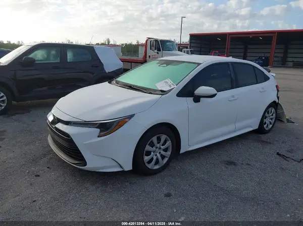 5YFB4MDE1RP209227 2024 TOYOTA COROLLA - Image 2