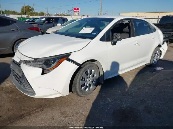 5YFB4MDE1RP209891 2024 TOYOTA COROLLA - Image 2