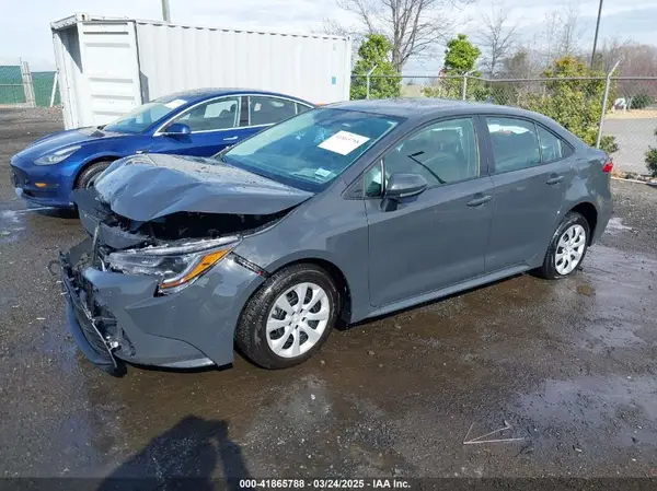 5YFB4MDE1RP210443 2024 TOYOTA COROLLA - Image 2