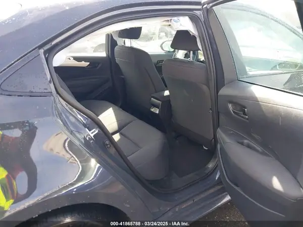 5YFB4MDE1RP210443 2024 TOYOTA COROLLA - Image 8