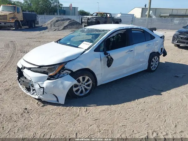 5YFB4MDE1RP214895 2024 TOYOTA COROLLA - Image 2