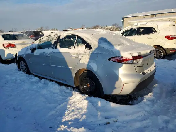 5YFB4MDE1RP215240 2024 TOYOTA COROLLA - Image 2