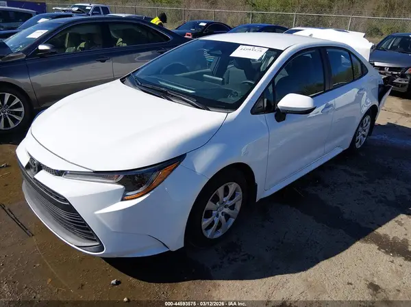 5YFB4MDE1RP221636 2024 TOYOTA COROLLA - Image 2