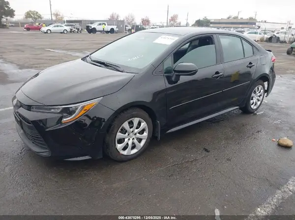 5YFB4MDE1SP231539 2025 TOYOTA COROLLA - Image 2