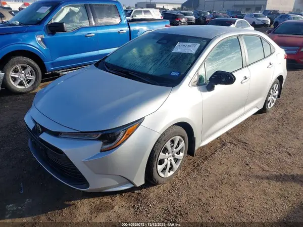 5YFB4MDE1SP256814 2025 TOYOTA COROLLA - Image 2