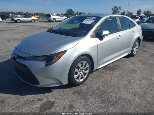 5YFB4MDE1SP259471 2025 TOYOTA COROLLA - Image 2