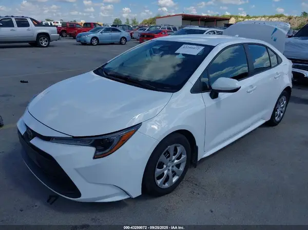5YFB4MDE1SP264329 2025 TOYOTA COROLLA - Image 2