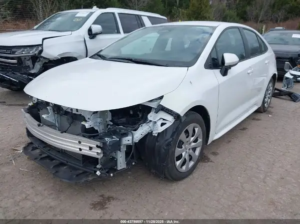5YFB4MDE1SP264511 2025 TOYOTA COROLLA - Image 2