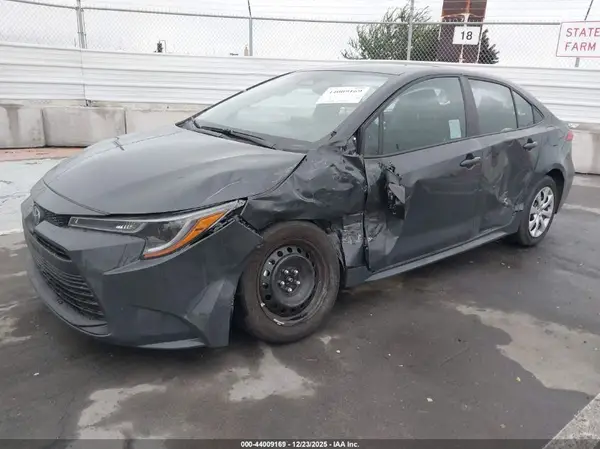 5YFB4MDE1SP283852 2025 TOYOTA COROLLA - Image 2