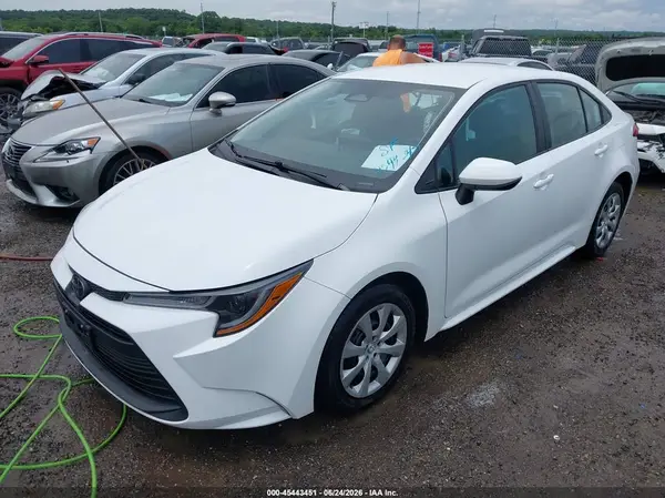5YFB4MDE1SP284404 2025 TOYOTA COROLLA - Image 2