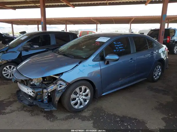 5YFB4MDE1SP301668 2025 TOYOTA COROLLA - Image 2