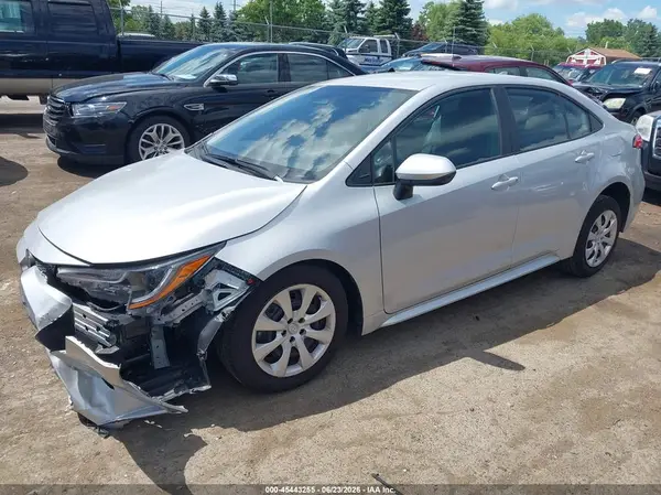 5YFB4MDE1SP312461 2025 TOYOTA COROLLA - Image 2