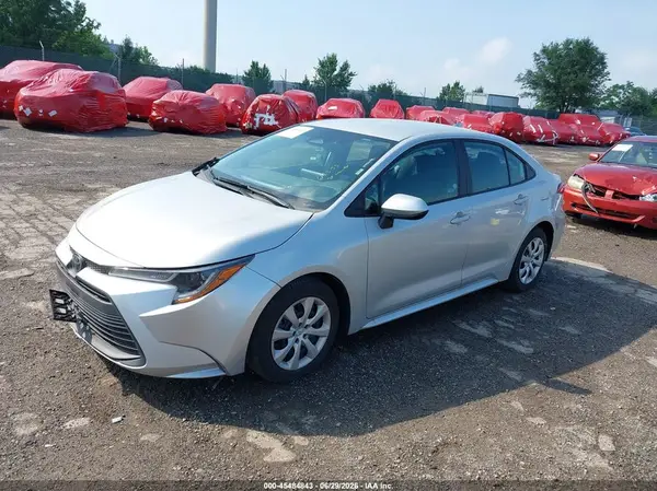 5YFB4MDE1SP315649 2025 TOYOTA COROLLA - Image 2