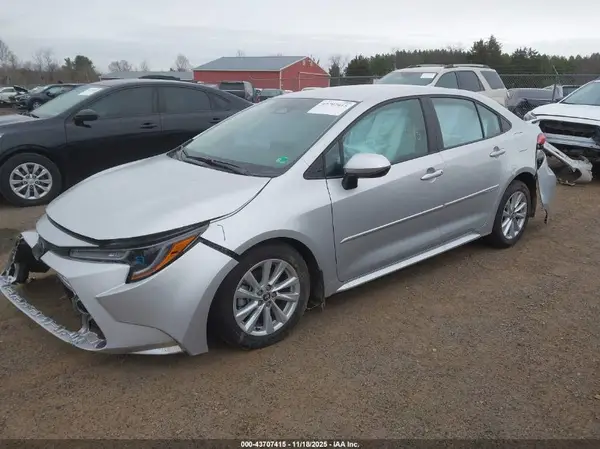 5YFB4MDE1SP326246 2025 TOYOTA COROLLA - Image 2