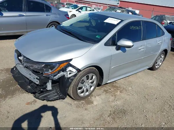 5YFB4MDE1SP332922 2025 TOYOTA COROLLA - Image 2