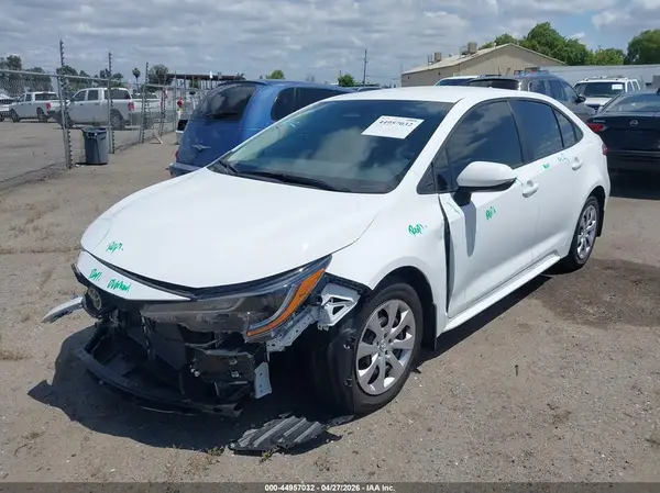 5YFB4MDE1SP333911 2025 TOYOTA COROLLA - Image 2