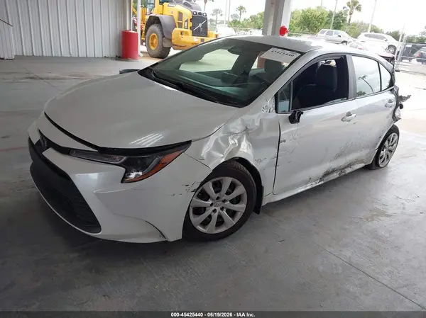 5YFB4MDE1SP336551 2025 TOYOTA COROLLA - Image 2