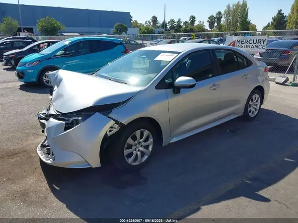 5YFB4MDE1SP343824 2025 TOYOTA COROLLA - Image 2