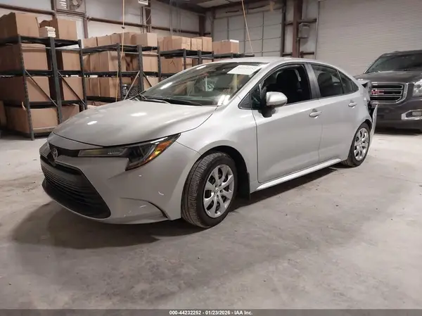 5YFB4MDE1TP367185 2026 TOYOTA COROLLA - Image 2