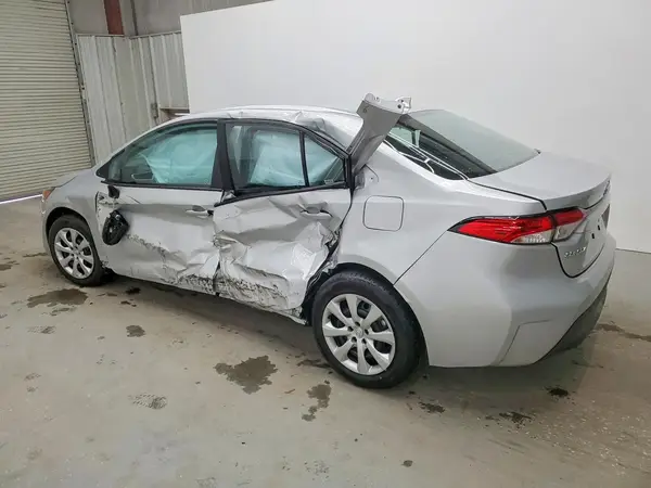 5YFB4MDE1TP413825 2026 TOYOTA COROLLA - Image 2