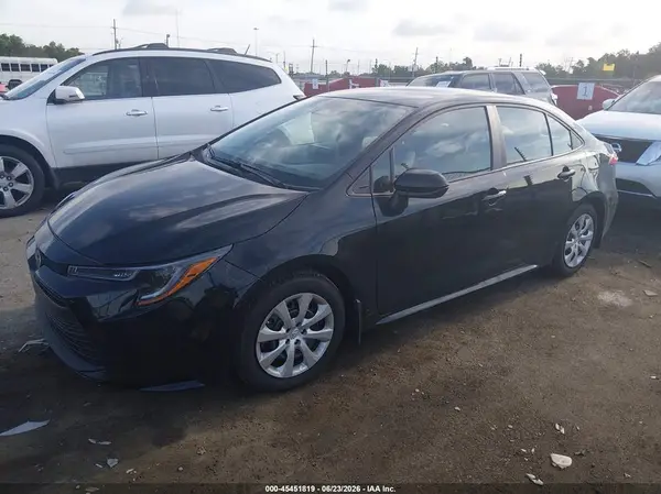 5YFB4MDE1TP438904 2026 TOYOTA COROLLA - Image 2