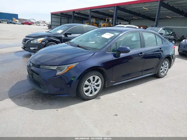 5YFB4MDE2PP001676 2023 TOYOTA COROLLA - Image 2