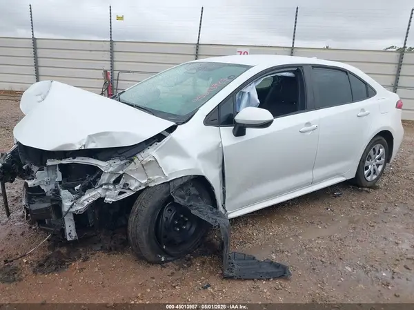 5YFB4MDE2PP009938 2023 TOYOTA COROLLA - Image 2