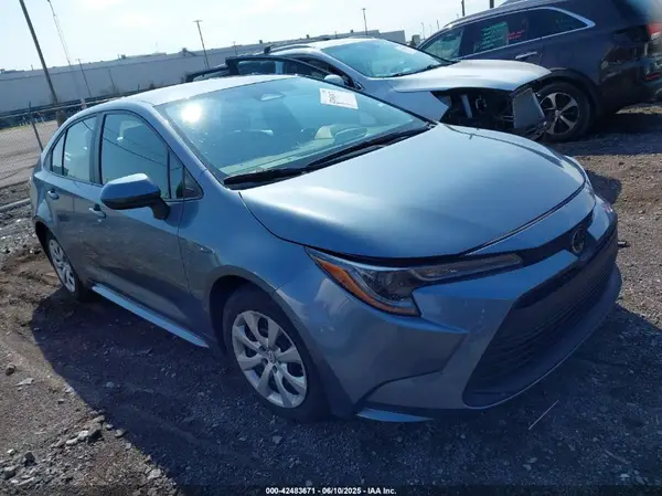 5YFB4MDE2PP013777 2023 TOYOTA COROLLA - Image 1