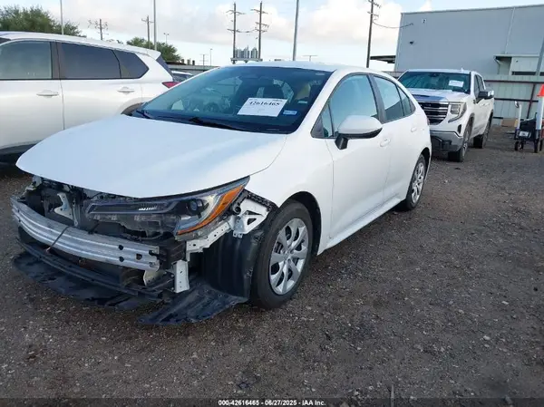 5YFB4MDE2PP047962 2023 TOYOTA COROLLA - Image 2