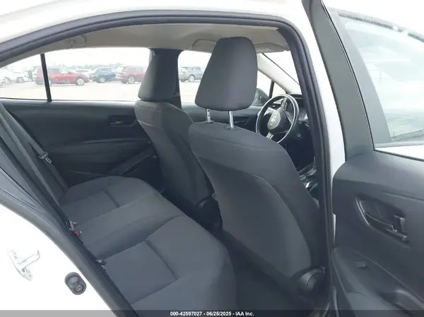5YFB4MDE2PP067564 2023 TOYOTA COROLLA - Image 8