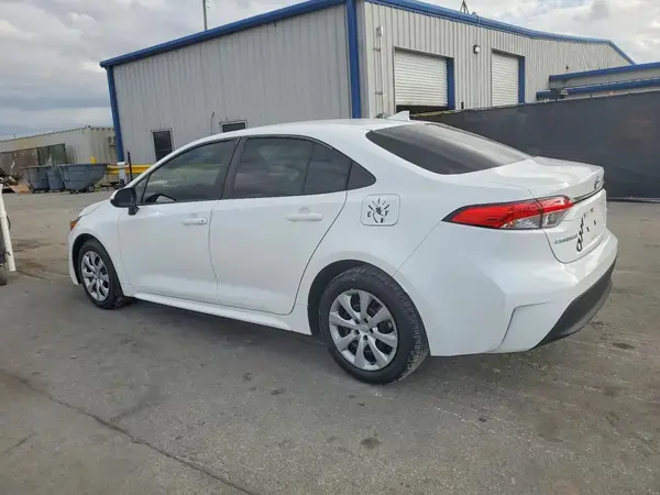 5YFB4MDE2PP068939 2023 TOYOTA COROLLA - Image 2