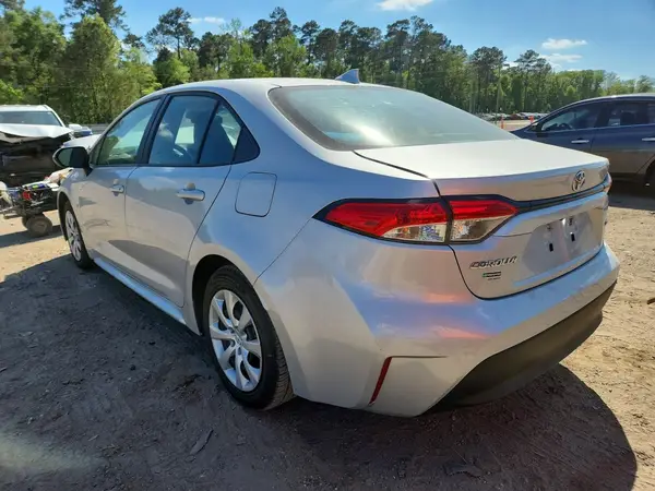 5YFB4MDE2PP074949 2023 TOYOTA COROLLA - Image 2