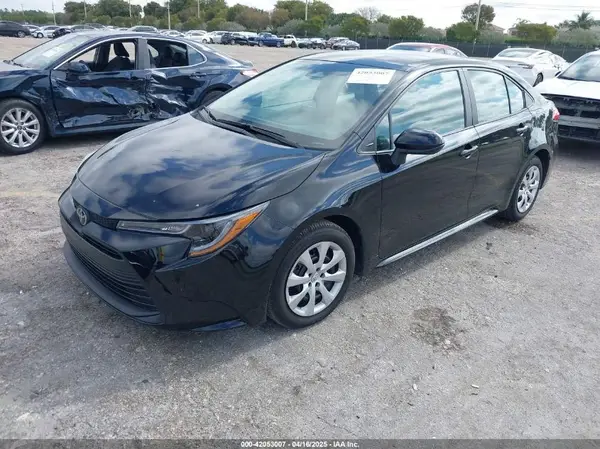 5YFB4MDE2RP093794 2024 TOYOTA COROLLA - Image 2