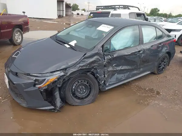 5YFB4MDE2RP093813 2024 TOYOTA COROLLA - Image 2