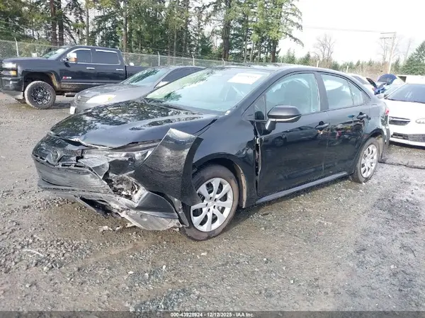 5YFB4MDE2RP093987 2024 TOYOTA COROLLA - Image 2