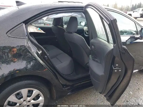 5YFB4MDE2RP093987 2024 TOYOTA COROLLA - Image 8