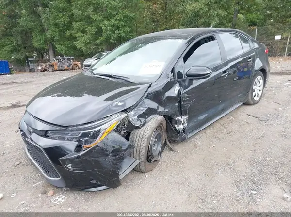 5YFB4MDE2RP099952 2024 TOYOTA COROLLA - Image 2