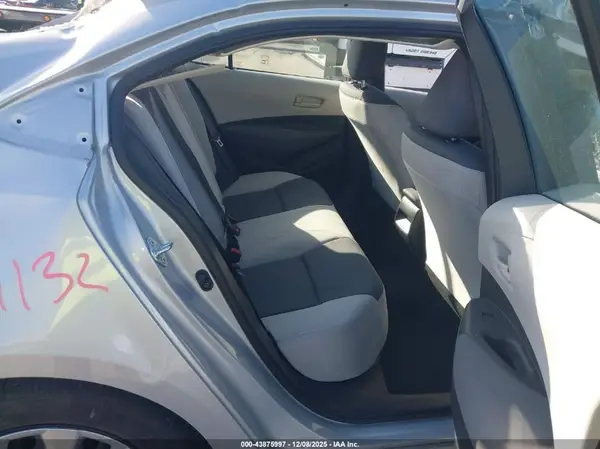 5YFB4MDE2RP101814 2024 TOYOTA COROLLA - Image 8