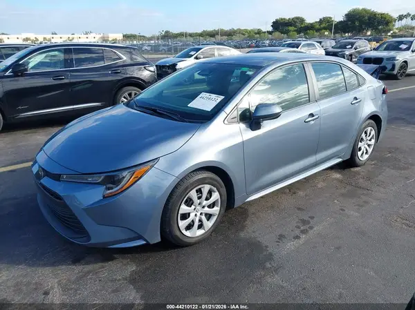 5YFB4MDE2RP105183 2024 TOYOTA COROLLA - Image 2
