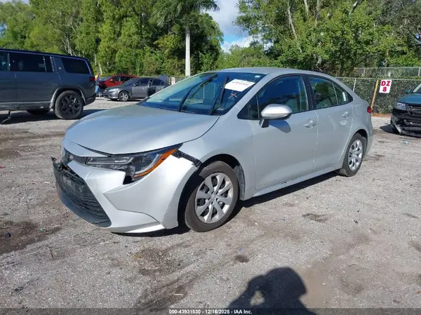 5YFB4MDE2RP106608 2024 TOYOTA COROLLA - Image 2