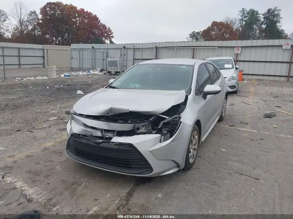5YFB4MDE2RP111968 2024 TOYOTA COROLLA - Image 2